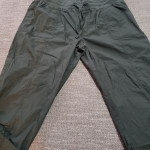 Olive Cargo Capris